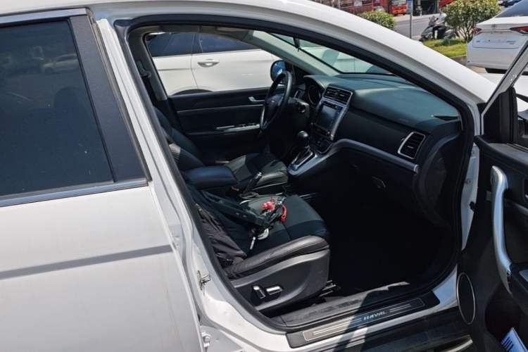 Used Haval H6 2015 Sport Edition 1.5T Automatic Two-Wheel Drive Luxury Model Right Front Seat