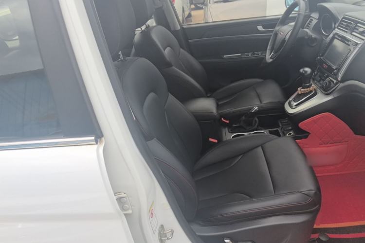 Used Haval H6 2015 Sport Edition 1.5T Automatic Two-Wheel Drive Luxury Model Right Front Seat