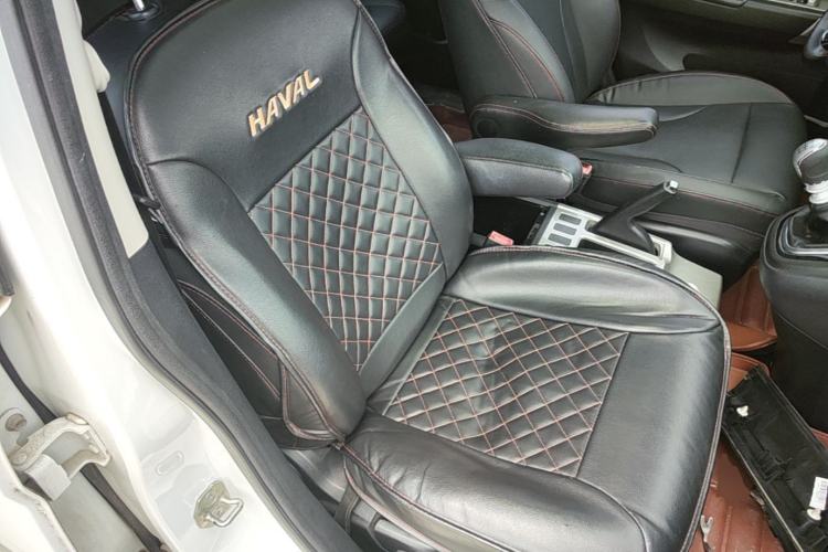 Used Haval H6 2015 Upgraded Model 1.5T Manual Two-Wheel Drive Elite Version Right Front Seat