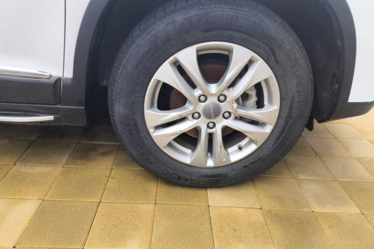 Used Haval H6 2015 Sport Edition 1.5T Manual Two-Wheel Drive Elite Model Right Front Wheel Hub