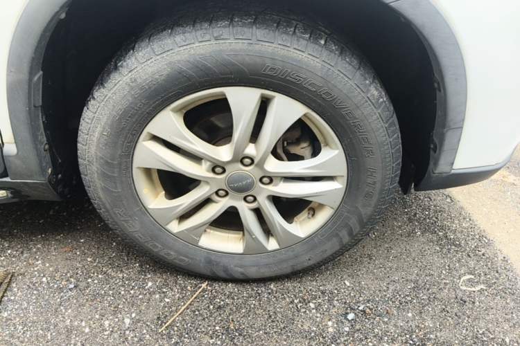 Used Haval H6 2015 Revised Version Sport Edition 1.5T Manual Transmission Two-Wheel Drive Elite Grade Right Front Wheel Hub