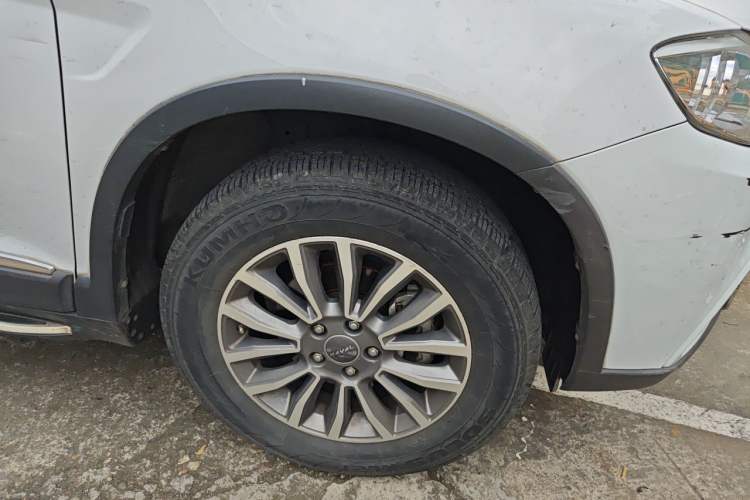 Used Haval H6 2015 Sport Edition 1.5T Automatic Two-Wheel Drive Luxury Model Right Front Wheel Hub