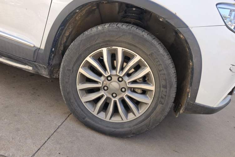 Used Haval H6 2015 Sport Edition 1.5T Automatic Two-Wheel Drive Luxury Model Right Front Wheel Hub