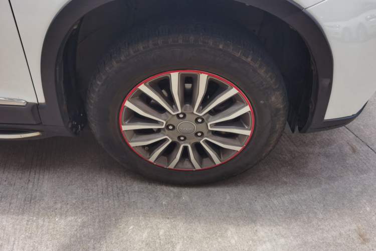 Used Haval H6 2015 Sport Edition 1.5T Automatic Two-Wheel Drive Luxury Model Right Front Wheel Hub