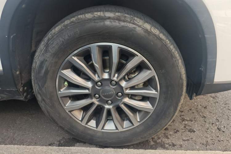 Used Haval H6 2015 Sport Edition 1.5T Automatic Two-Wheel Drive Luxury Model Right Front Wheel Hub