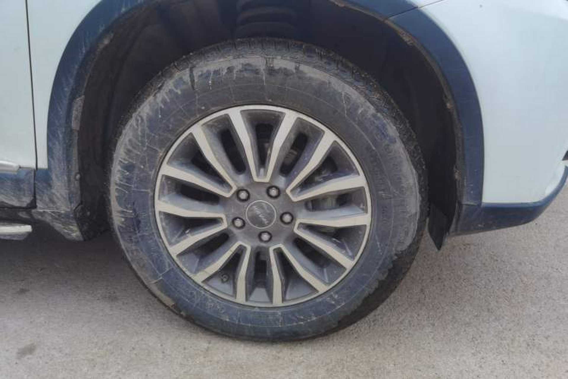 Used Haval H6 2015 Sport Edition 1.5T Automatic Two-Wheel Drive Luxury Model Right Front Wheel Hub