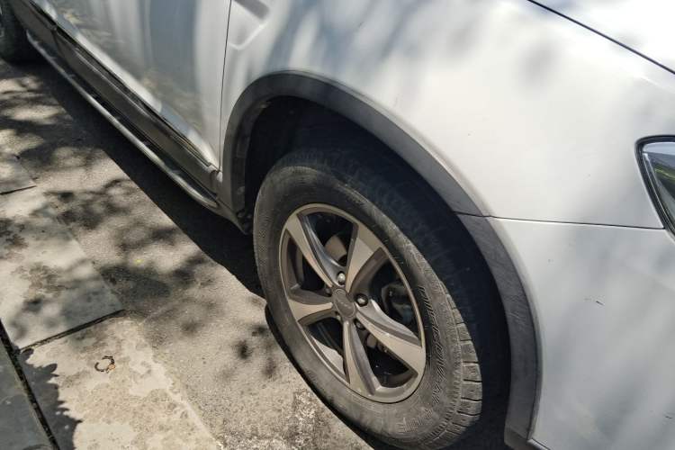 Used Haval H6 2015 Revised Version Sport Edition 1.5T Manual Transmission Two-Wheel Drive Elite Grade Right Front Wheel Hub