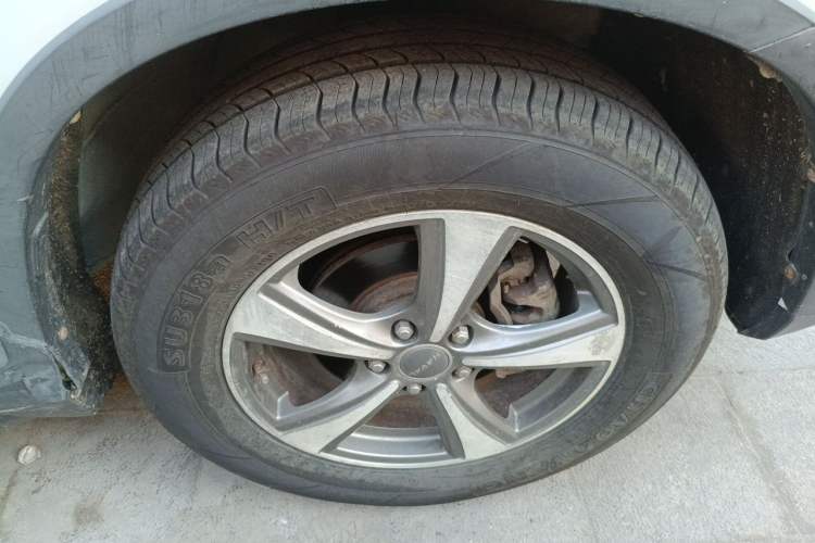 Used Haval H6 2015 Revised Version Sport Edition 1.5T Manual Transmission Two-Wheel Drive Elite Grade Right Front Wheel Hub