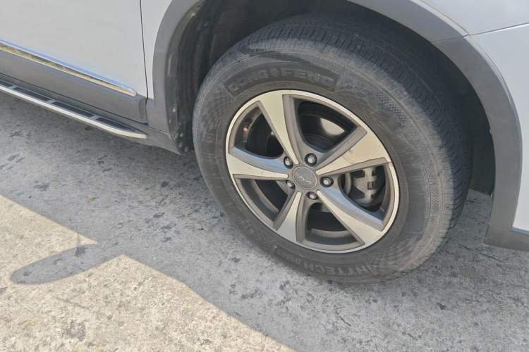 Used Haval H6 2015 Revised Version Sport Edition 1.5T Manual Transmission Two-Wheel Drive Elite Grade Right Front Wheel Hub