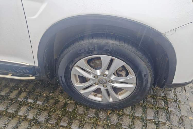 Used Haval H6 2015 Sport Edition 1.5T Manual Two-Wheel Drive Elite Model Right Front Wheel Hub