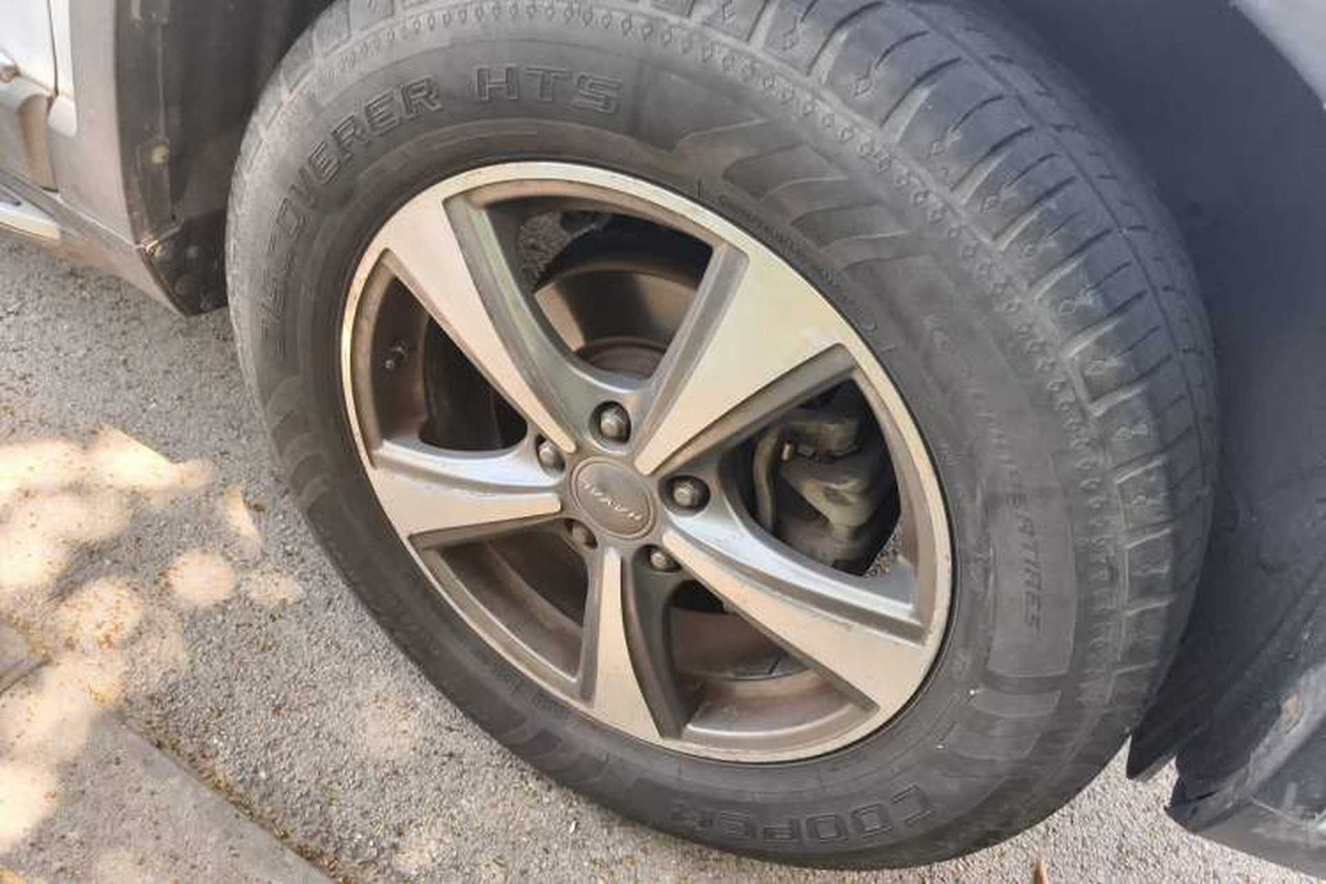 Used Haval H6 2015 Revised Version Sport Edition 1.5T Manual Transmission Two-Wheel Drive Elite Grade Right Front Wheel Hub