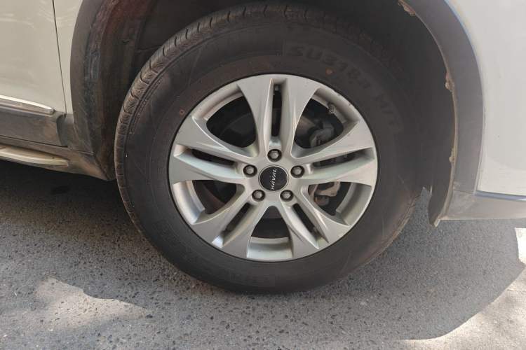 Used Haval H6 2015 Revised Version Sport Edition 1.5T Manual Transmission Two-Wheel Drive Elite Grade Right Front Wheel Hub