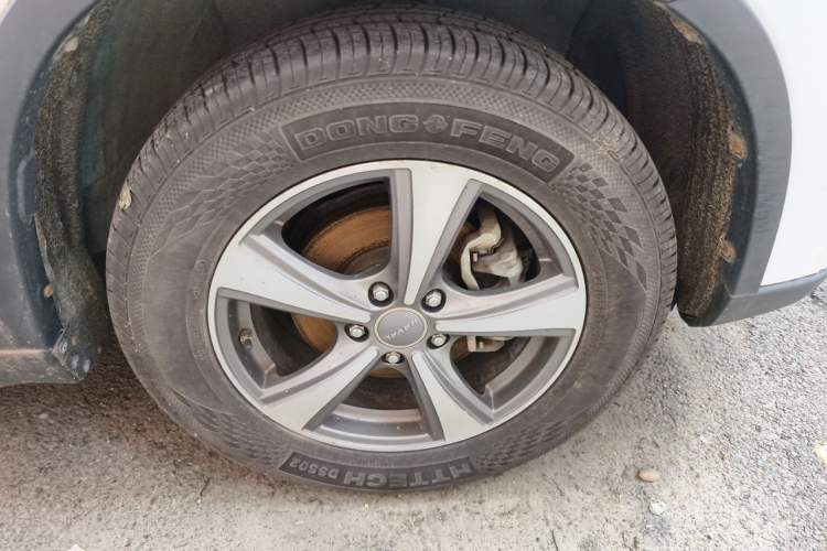 Used Haval H6 2015 Revised Version Sport Edition 1.5T Manual Transmission Two-Wheel Drive Elite Grade Right Front Wheel Hub