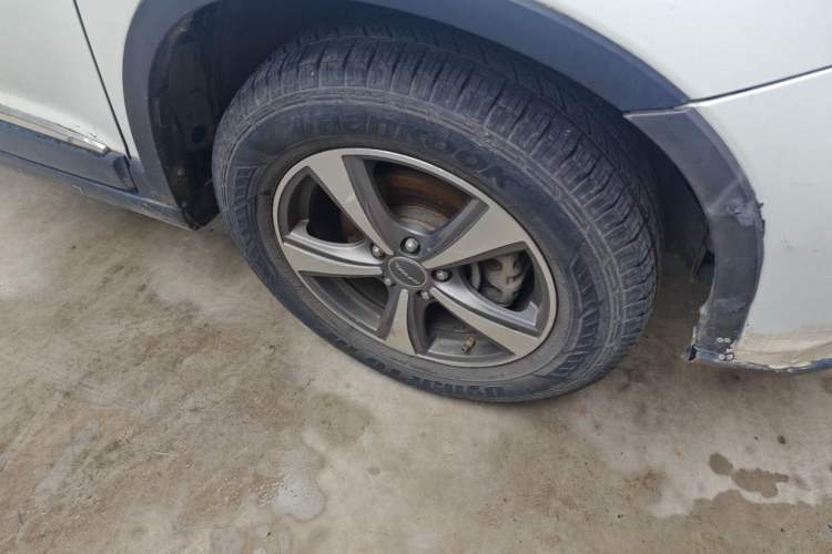 Used Haval H6 2015 Sport Edition 1.5T Manual Two-Wheel Drive Elite Model Right Front Wheel Hub