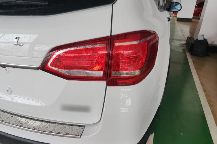 Used Haval H6 2015 Sport Edition 1.5T Automatic Two-Wheel Drive Luxury Model Right Rear Taillight