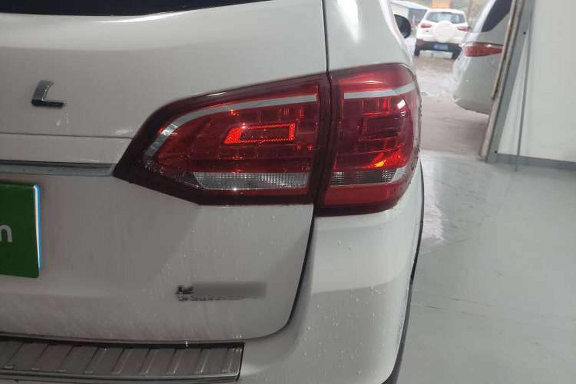 Used Haval H6 2015 Sport Edition 1.5T Automatic Two-Wheel Drive Luxury Model Right Rear Taillight