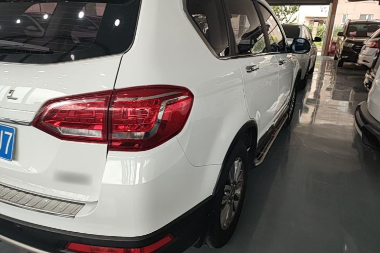 Used Haval H6 2015 Sport Edition 1.5T Automatic Two-Wheel Drive Luxury Model Right Rear Taillight