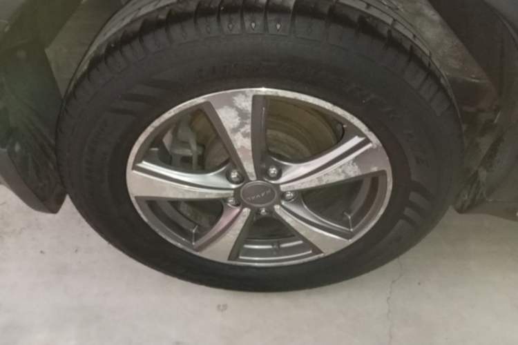 Used Haval H6 2015 Revised Version Sport Edition 1.5T Manual Transmission Two-Wheel Drive Elite Grade Right Rear Wheel Hub