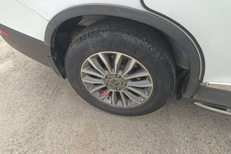 Used Haval H6 2015 Sport Edition 1.5T Automatic Two-Wheel Drive Luxury Model Right Rear Wheel Hub