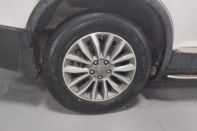 Used Haval H6 2015 Sport Edition 1.5T Automatic Two-Wheel Drive Luxury Model Right Rear Wheel Hub