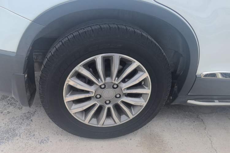 Used Haval H6 2015 Sport Edition 1.5T Automatic Two-Wheel Drive Luxury Model Right Rear Wheel Hub