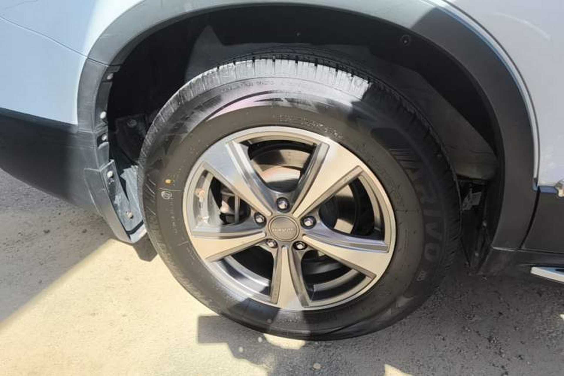 Used Haval H6 2015 Revised Version Sport Edition 1.5T Manual Transmission Two-Wheel Drive Elite Grade Right Rear Wheel Hub