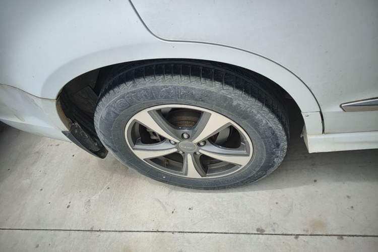 Used Haval H6 2015 Upgraded Model 1.5T Manual Two-Wheel Drive Elite Version Right Rear Wheel Hub