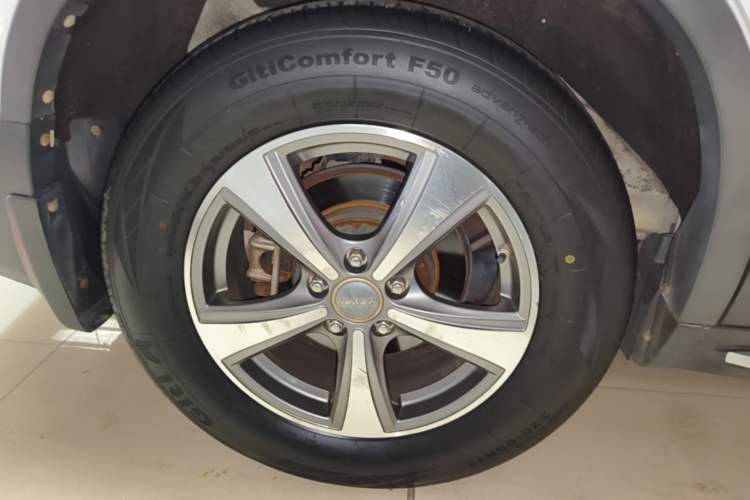 Used Haval H6 2015 Revised Version Sport Edition 1.5T Manual Transmission Two-Wheel Drive Elite Grade Right Rear Wheel Hub