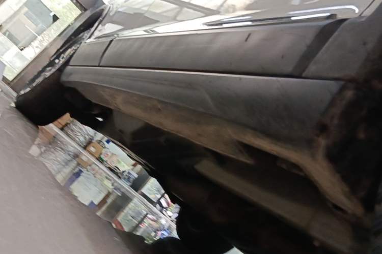 Used Haval H6 2015 Sport Edition 1.5T Automatic Two-Wheel Drive Luxury Model Right Side Sill
