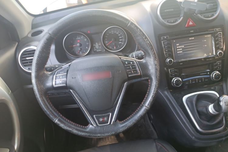 Used Haval H6 2015 Upgraded Model 1.5T Manual Two-Wheel Drive Elite Version Steering Wheel