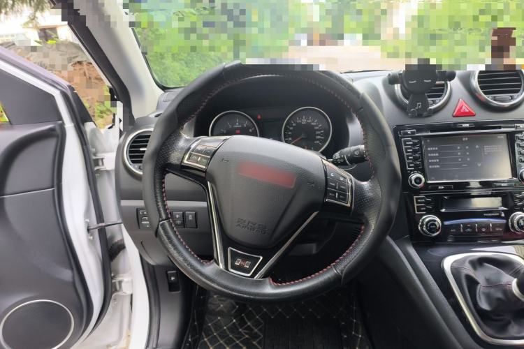 Used Haval H6 2015 Upgraded Model 1.5T Manual 4x4 Elite Version Steering Wheel