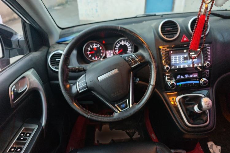Used Haval H6 2015 Upgraded Model 1.5T Manual Two-Wheel Drive Elite Version Steering Wheel