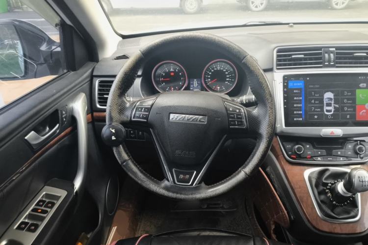 Used Haval H6 2015 Sport Edition 1.5T Manual Two-Wheel Drive Elite Model Steering Wheel