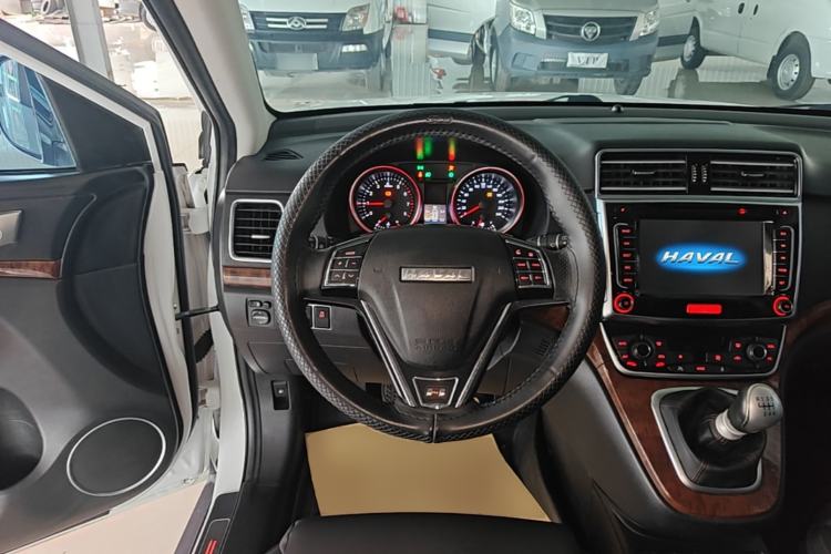 Used Haval H6 2015 Revised Version Sport Edition 1.5T Manual Transmission Two-Wheel Drive Elite Grade Steering Wheel