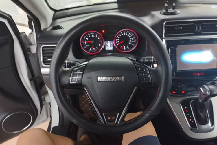 Used Haval H6 2015 Sport Edition 1.5T Automatic Two-Wheel Drive Luxury Model Steering Wheel