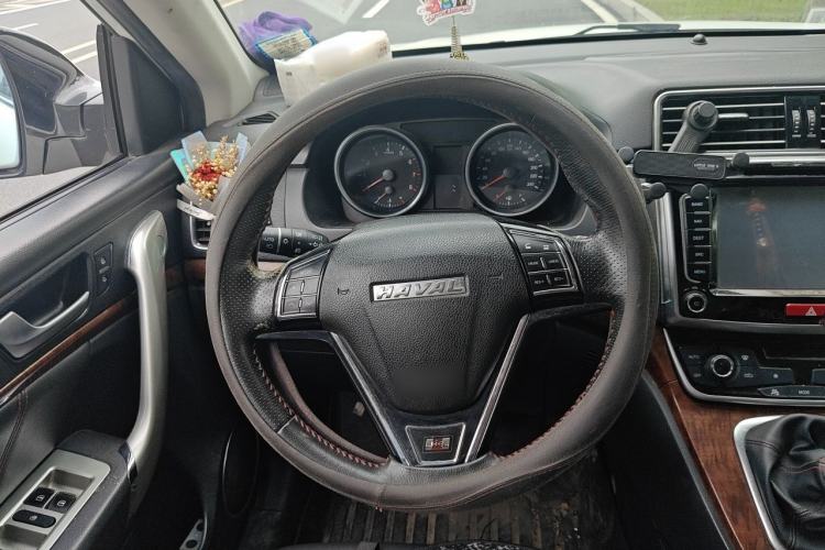 Used Haval H6 2015 Revised Version Sport Edition 1.5T Manual Transmission Two-Wheel Drive Elite Grade Steering Wheel