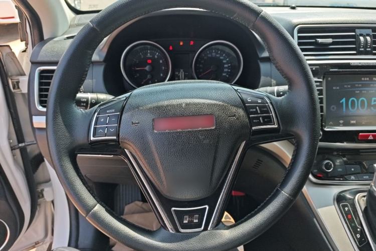 Used Haval H6 2015 Sport Edition 1.5T Automatic Two-Wheel Drive Luxury Model Steering Wheel
