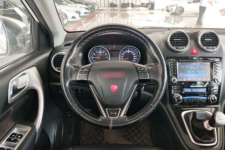 Used Haval H6 2015 Upgraded Model 1.5T Manual Two-Wheel Drive Elite Version Steering Wheel