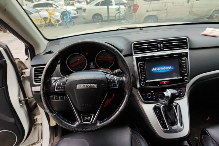 Used Haval H6 2015 Sport Edition 1.5T Automatic Two-Wheel Drive Luxury Model Steering Wheel
