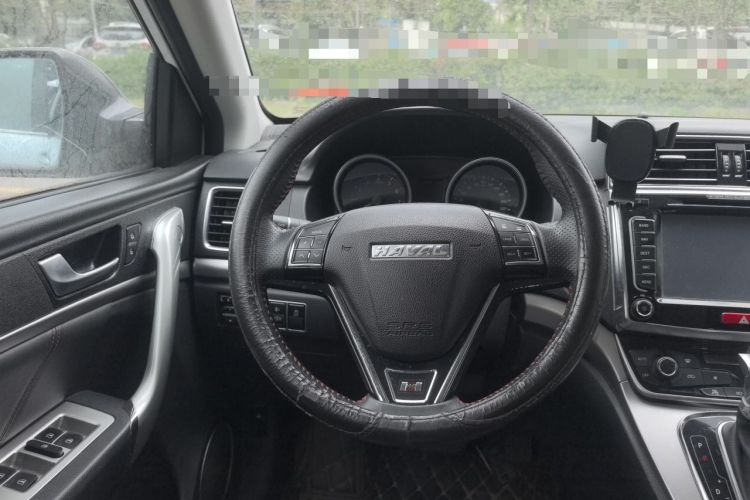 Used Haval H6 2015 Sport Edition 1.5T Automatic Two-Wheel Drive Luxury Model Steering Wheel