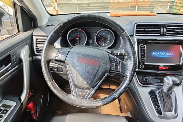 Used Haval H6 2015 Sport Edition 1.5T Automatic Two-Wheel Drive Luxury Model Steering Wheel