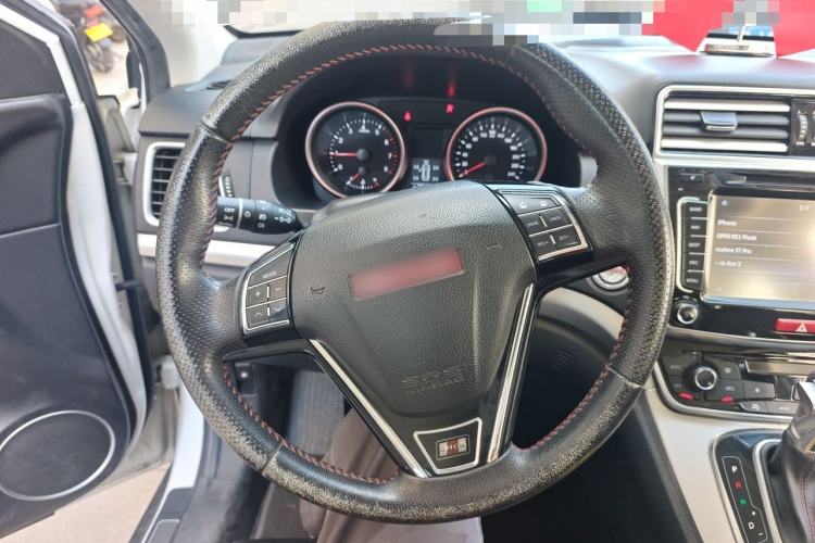 Used Haval H6 2015 Sport Edition 1.5T Automatic Two-Wheel Drive Luxury Model Steering Wheel