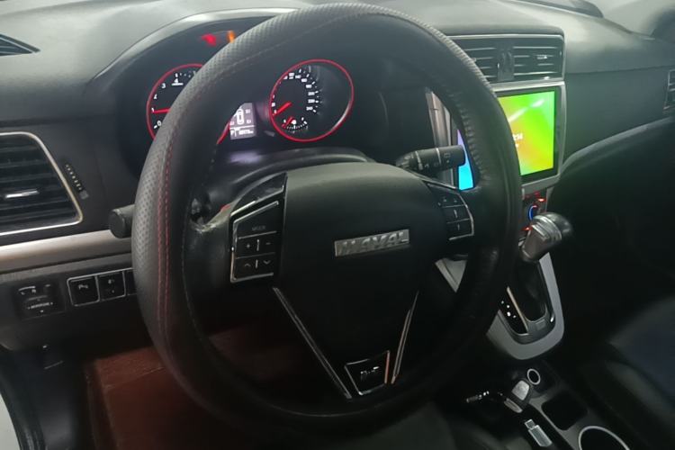 Used Haval H6 2015 Sport Edition 1.5T Automatic Two-Wheel Drive Luxury Model Steering Wheel