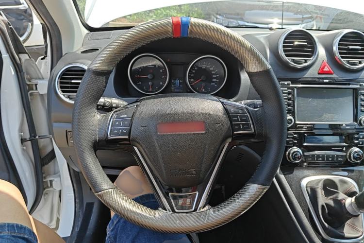 Used Haval H6 2015 Upgraded Model 1.5T Manual 4x4 Elite Version Steering Wheel