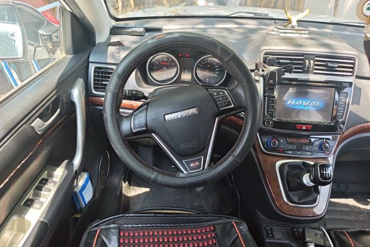 Used Haval H6 2015 Revised Version Sport Edition 1.5T Manual Transmission Two-Wheel Drive Elite Grade Steering Wheel