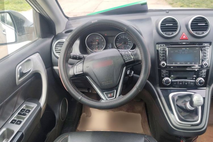 Used Haval H6 2015 Upgraded Model 1.5T Manual Two-Wheel Drive Elite Version Steering Wheel