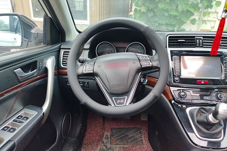 Used Haval H6 2015 Upgraded Model 1.5T Manual Two-Wheel Drive Prestige Version Steering Wheel