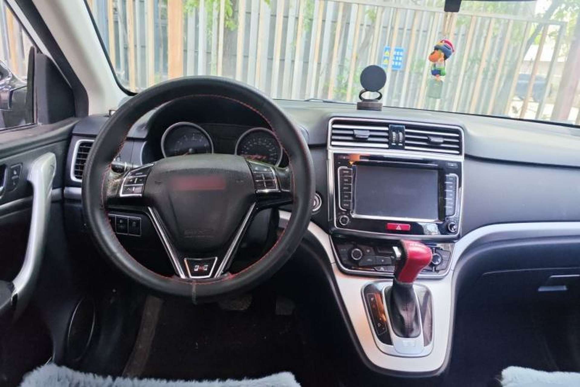 Used Haval H6 2015 Sport Edition 1.5T Automatic Two-Wheel Drive Luxury Model Steering Wheel
