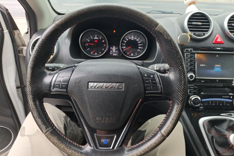 Used Haval H6 2015 Upgraded Model 1.5T Manual Two-Wheel Drive Elite Version Steering Wheel