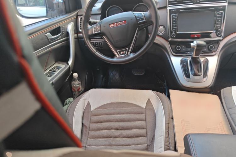 Used Haval H6 2015 Sport Edition 1.5T Automatic Two-Wheel Drive Luxury Model Steering Wheel